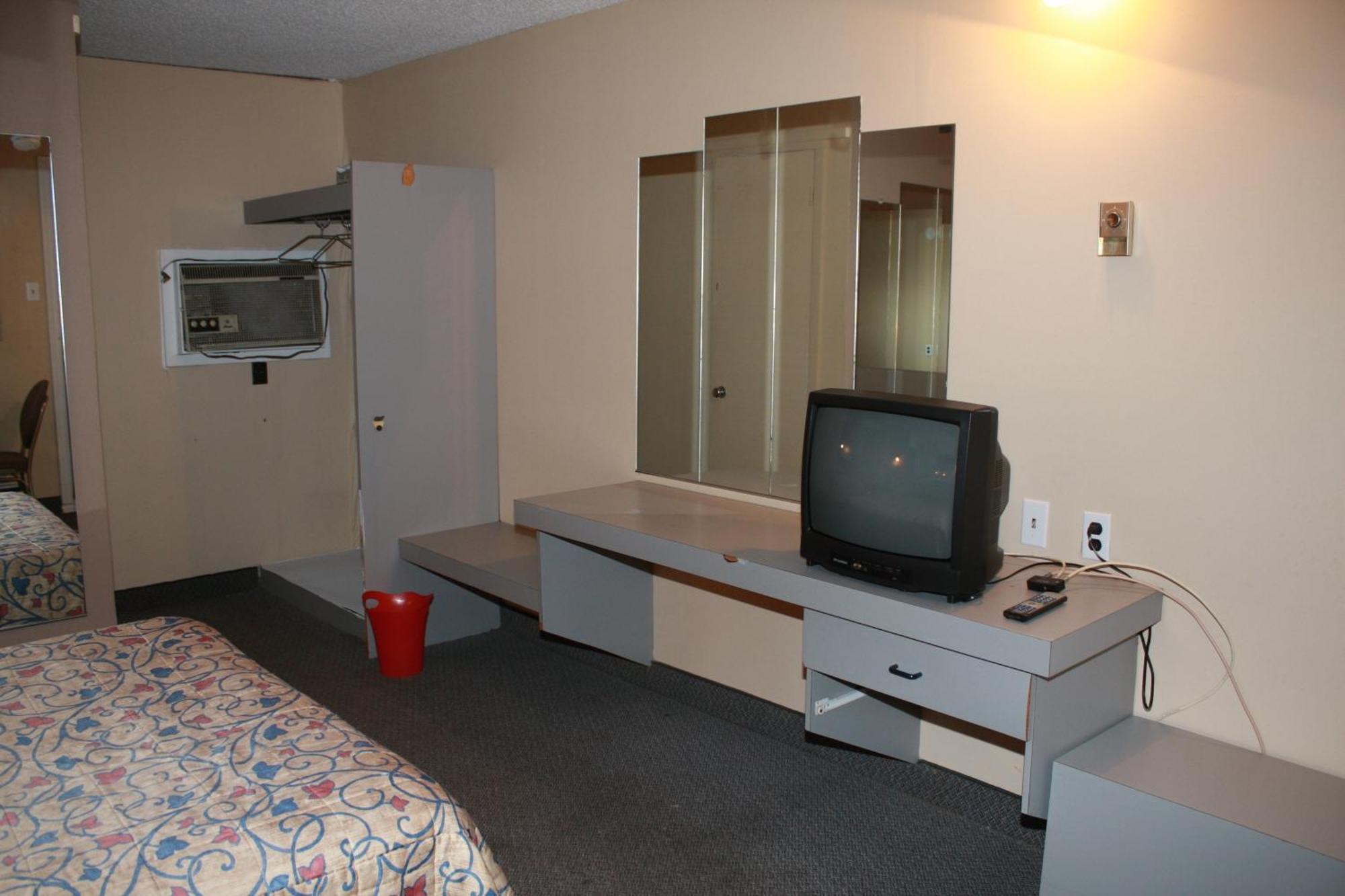 Grand Motel Saint-Hubert Longueuil Zimmer foto