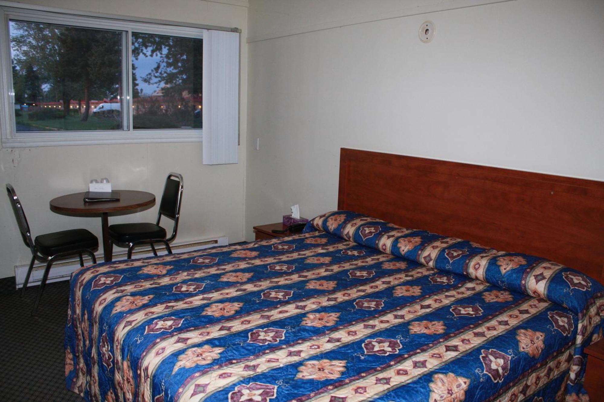 Grand Motel Saint-Hubert Longueuil Zimmer foto